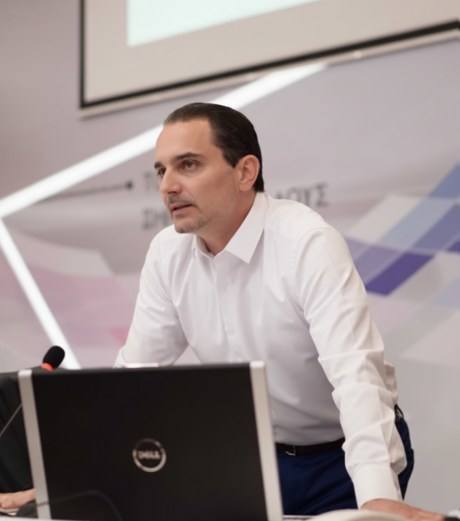 Χρήστος-Νικόλαος Αναγνώστοπουλος